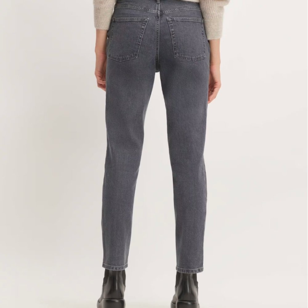Everlane Cheeky Jean Washed Black (size 23)